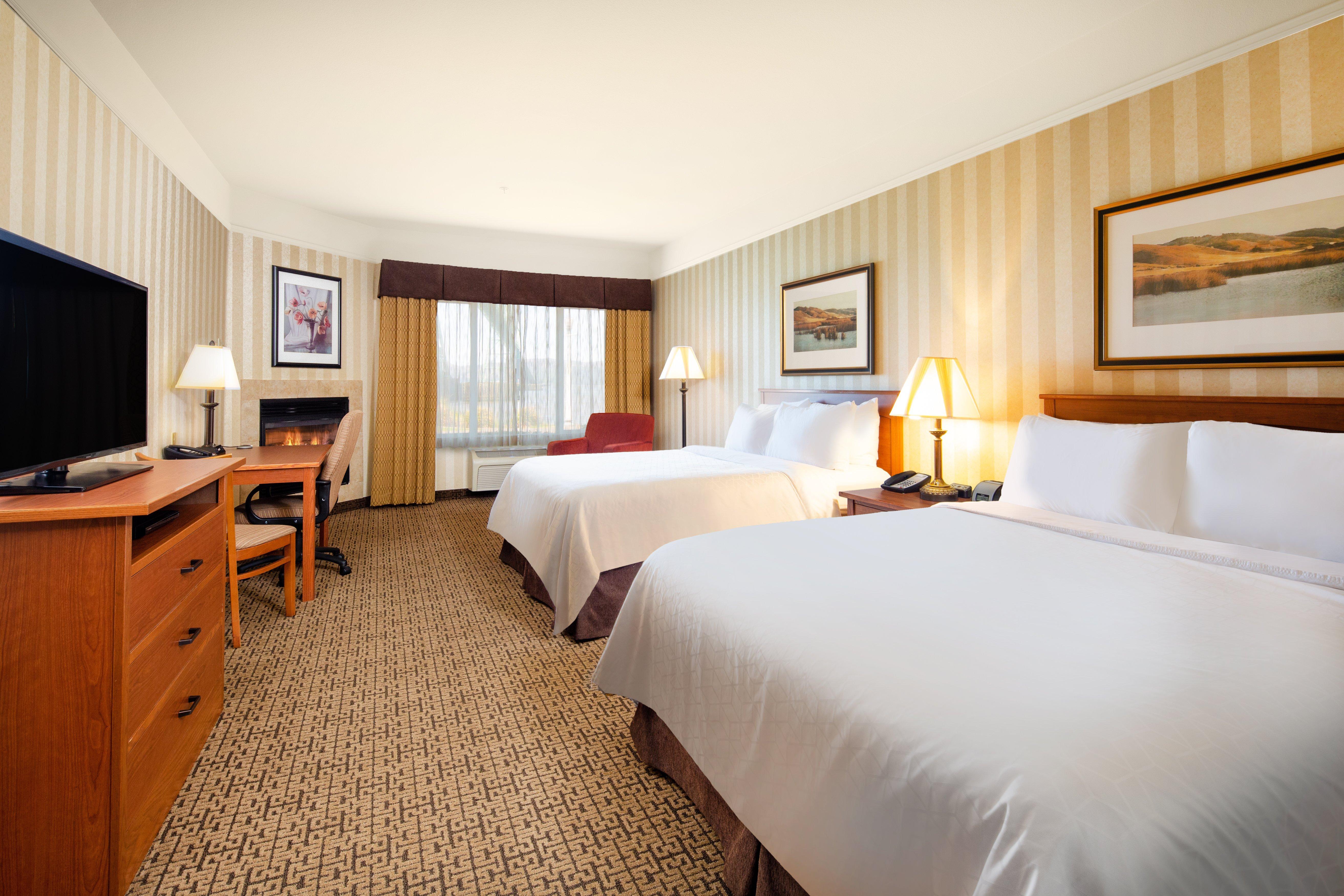 Holiday Inn Express Hotel & Suites Astoria By Ihg Exterior photo