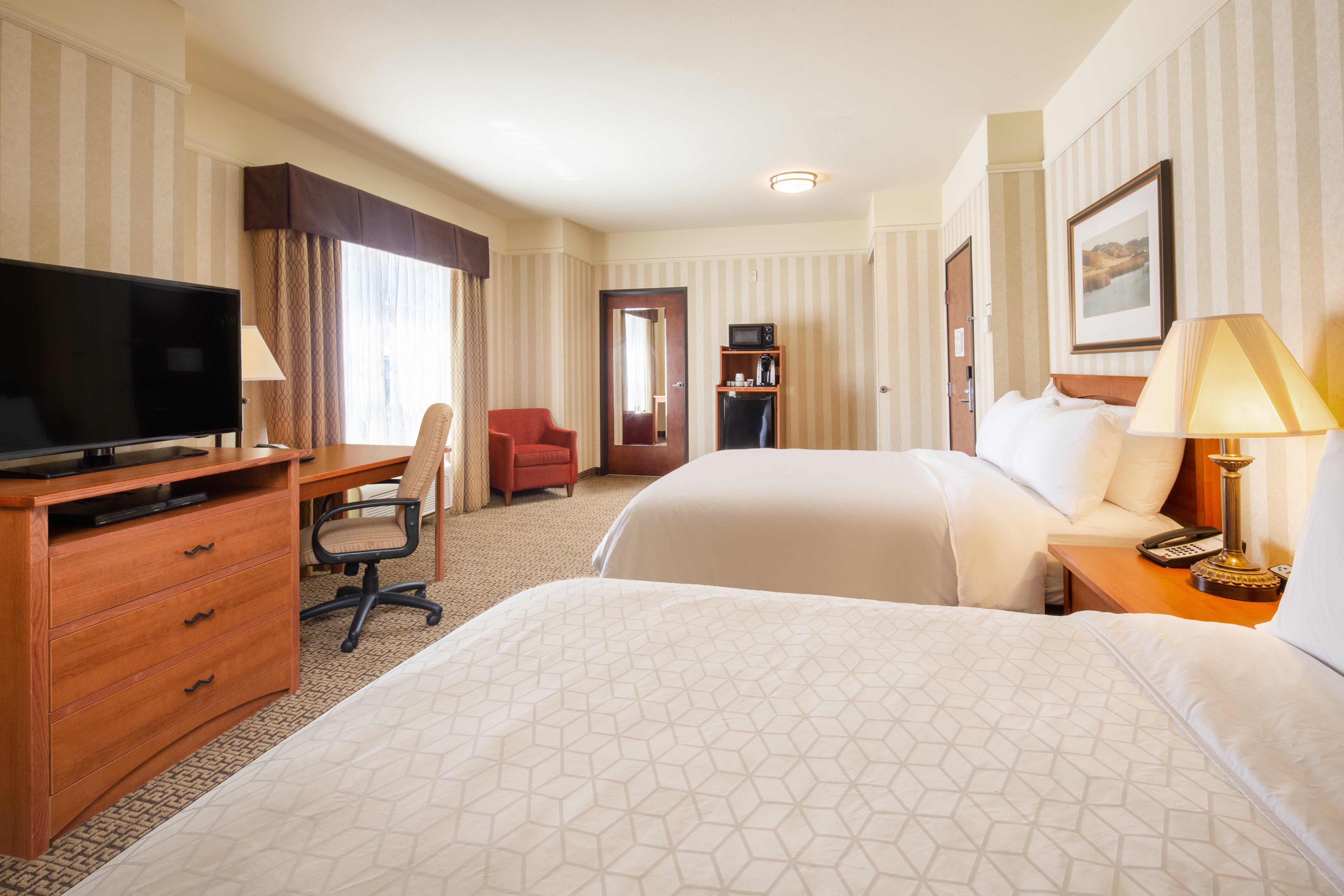 Holiday Inn Express Hotel & Suites Astoria By Ihg Exterior photo