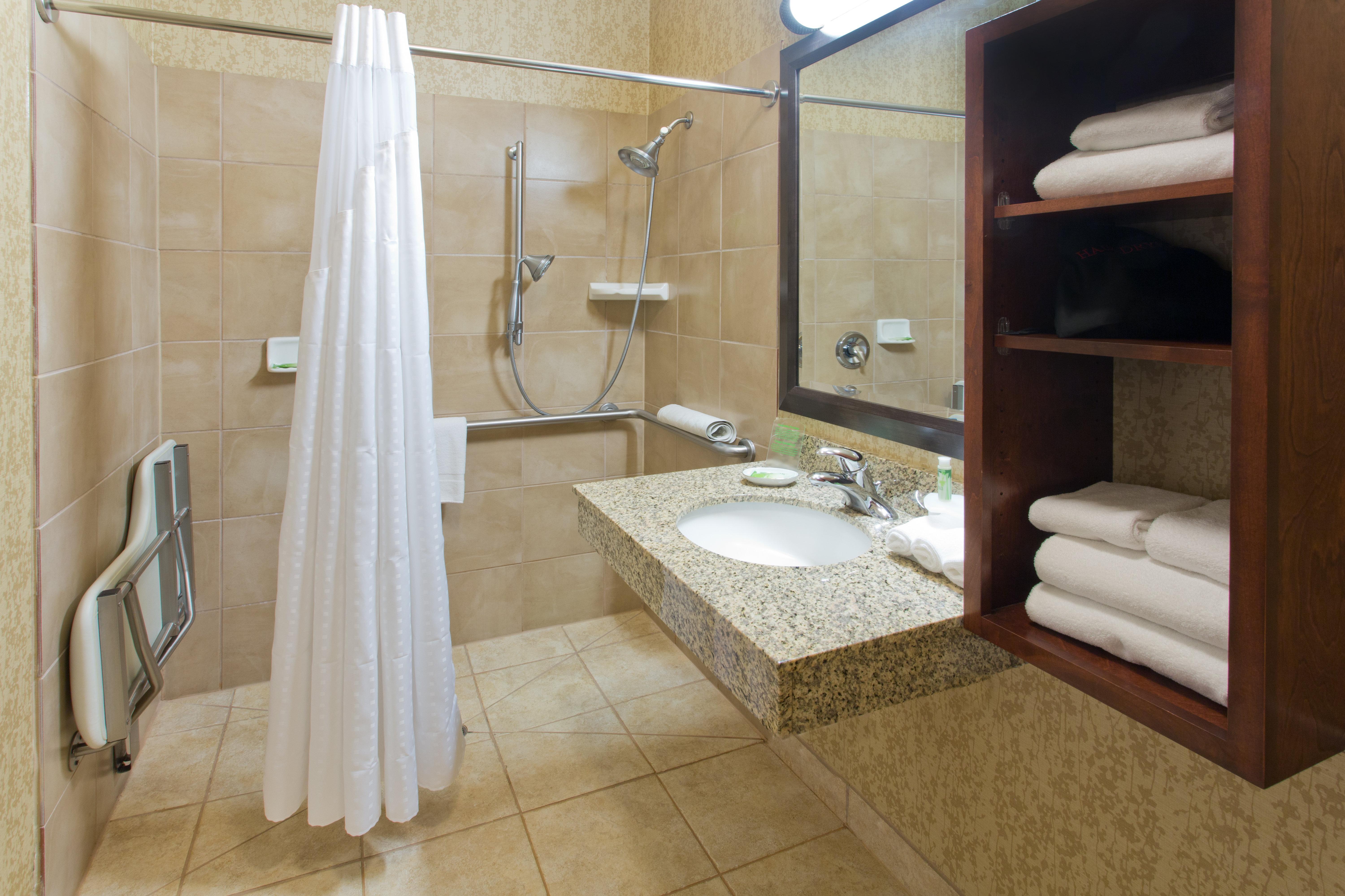 Holiday Inn Express Hotel & Suites Astoria By Ihg Exterior photo