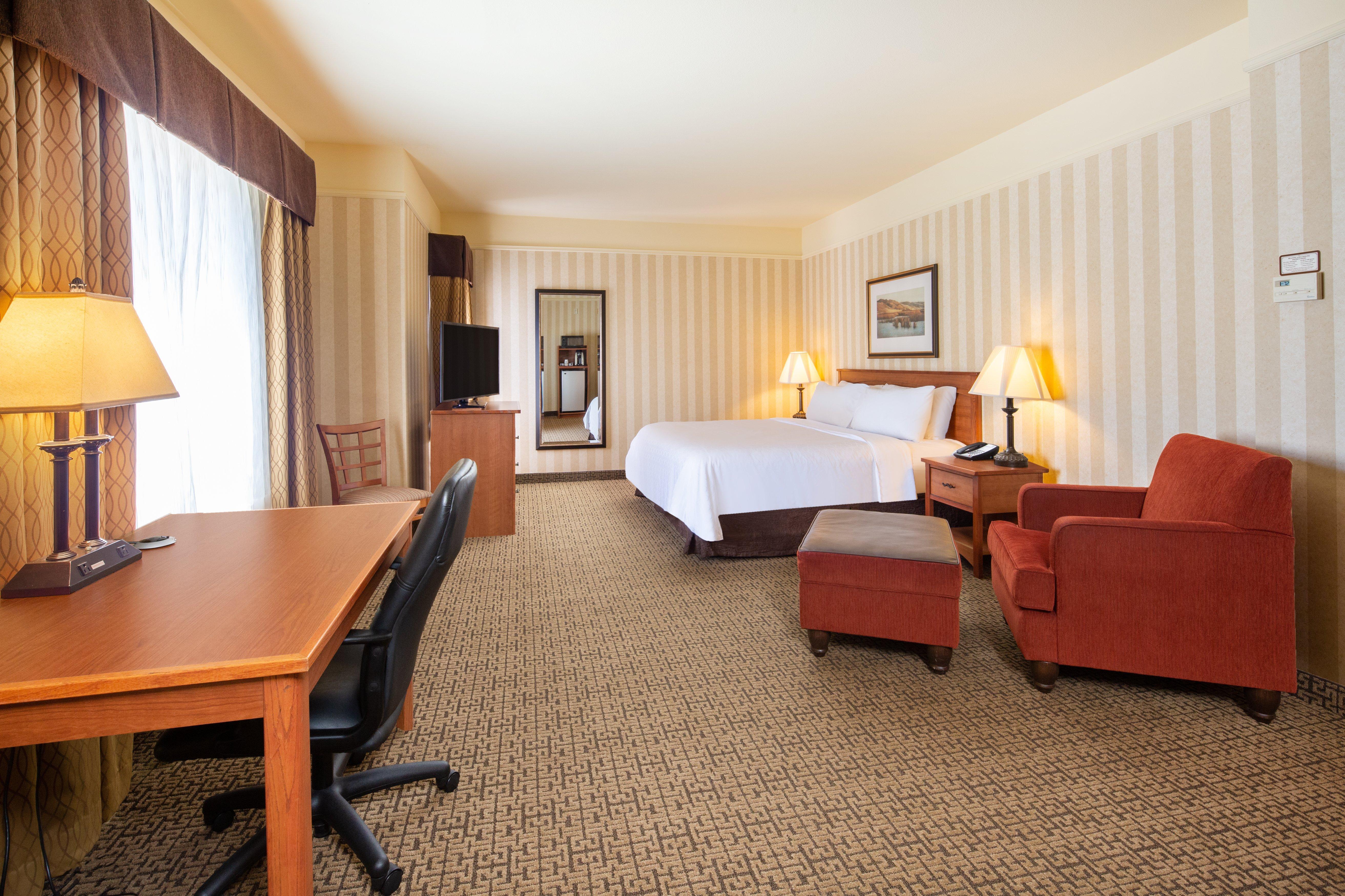 Holiday Inn Express Hotel & Suites Astoria By Ihg Exterior photo